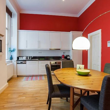 Style&Art Apartment Budapest Exteriör bild